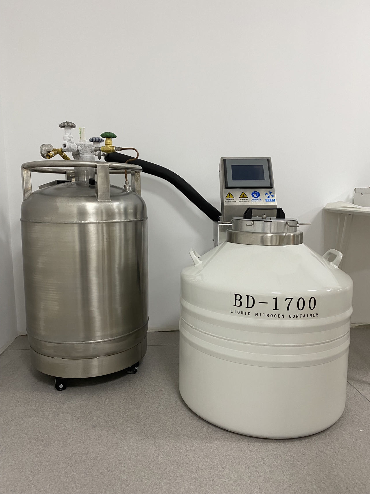 自动补液液氮罐 自动补液液氮罐